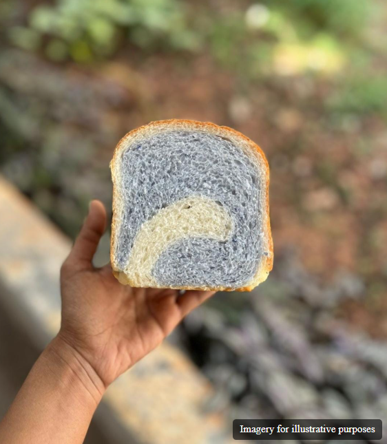 Blue pea bread